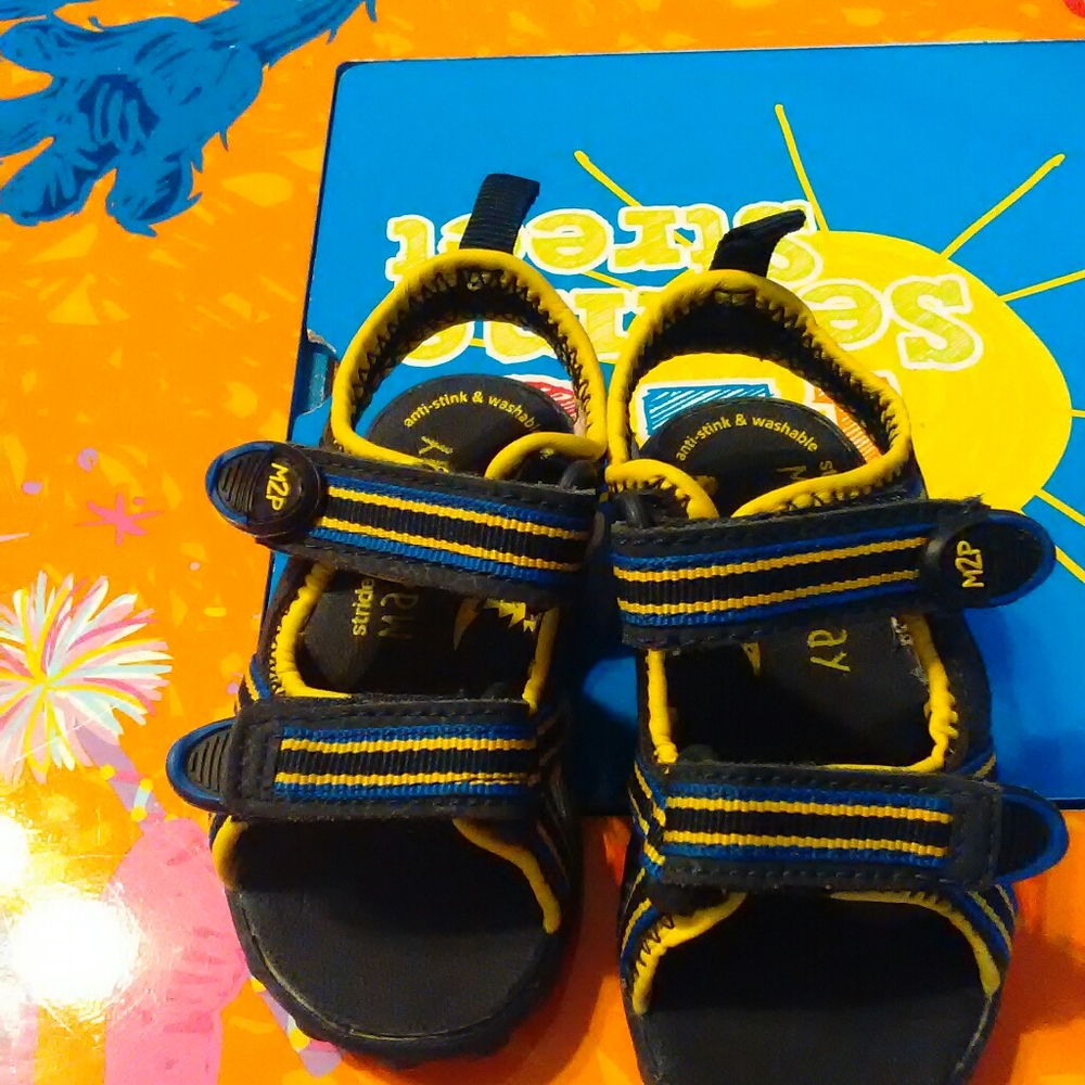 Size 6c sandals